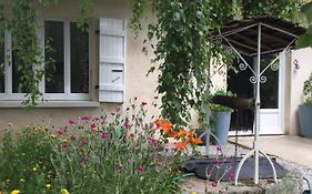 Le Gite Du Petit Renard: A Tranquil Gite With Pool