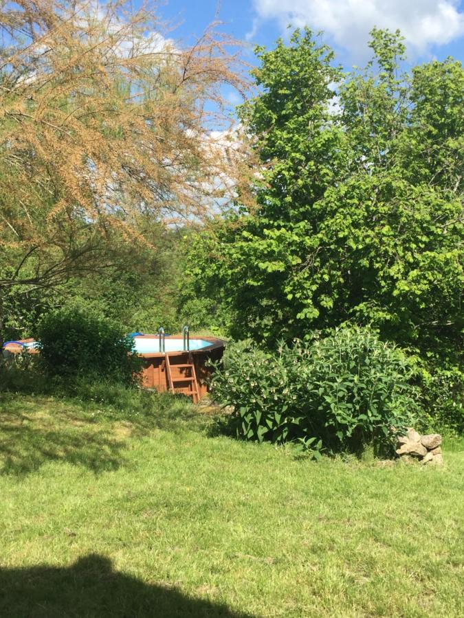 Le Gite Du Petit Renard: A Tranquil Gite With Pool Oradour-Saint-Genest المظهر الخارجي الصورة