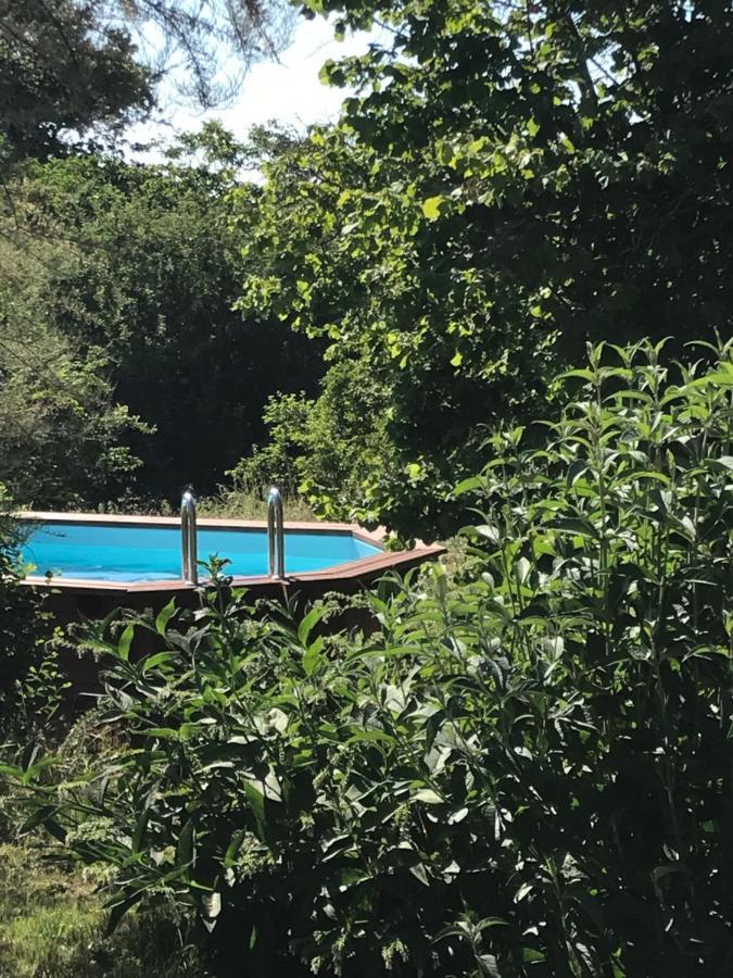 Le Gite Du Petit Renard: A Tranquil Gite With Pool Oradour-Saint-Genest المظهر الخارجي الصورة